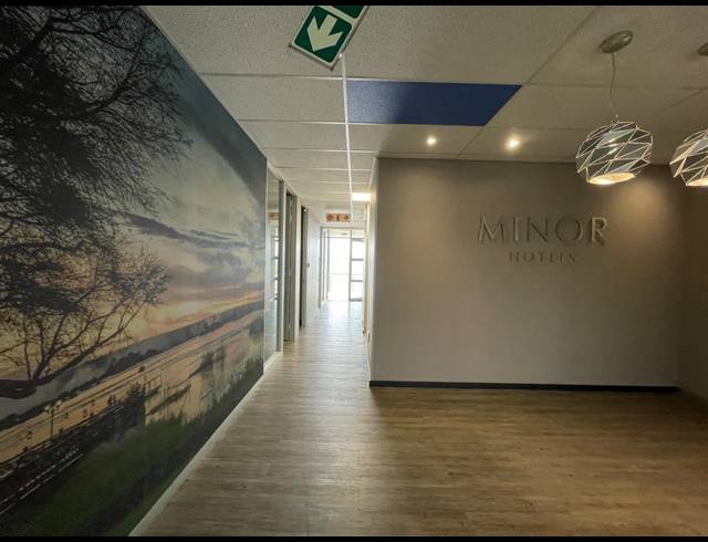 358M² OFFICE TO LET IN BRYANSTON